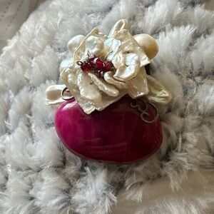 Rhodonite Agate Stone Pink Fuchsia Brooch Pendant Mother of Pearl Petals Beads